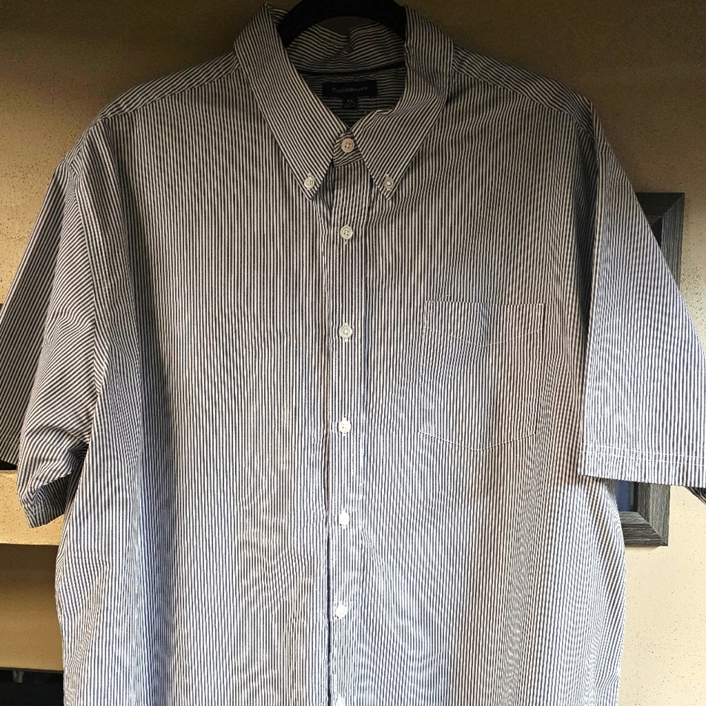 Croft & Barrow Short Sleeve Button Down